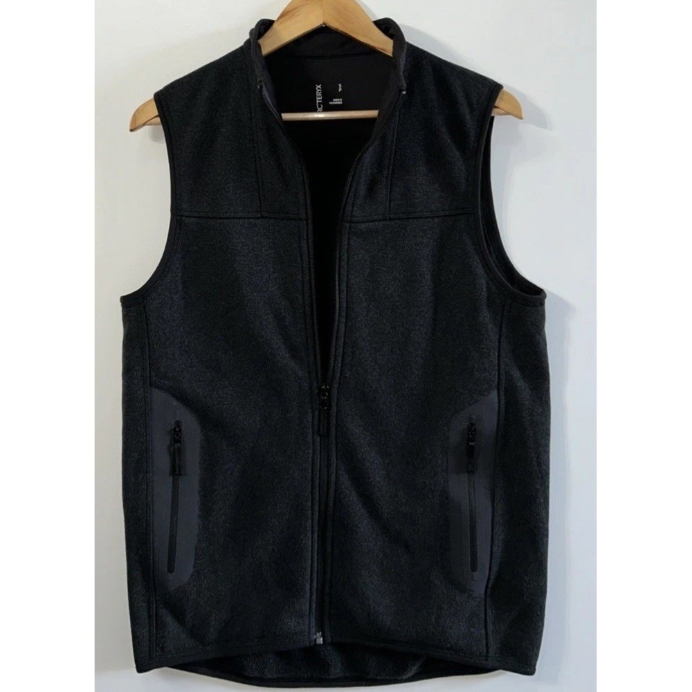 Mens Arcteryx Covert Vest Fleece Full Zip Hiking Pockets Polartec Sz Small